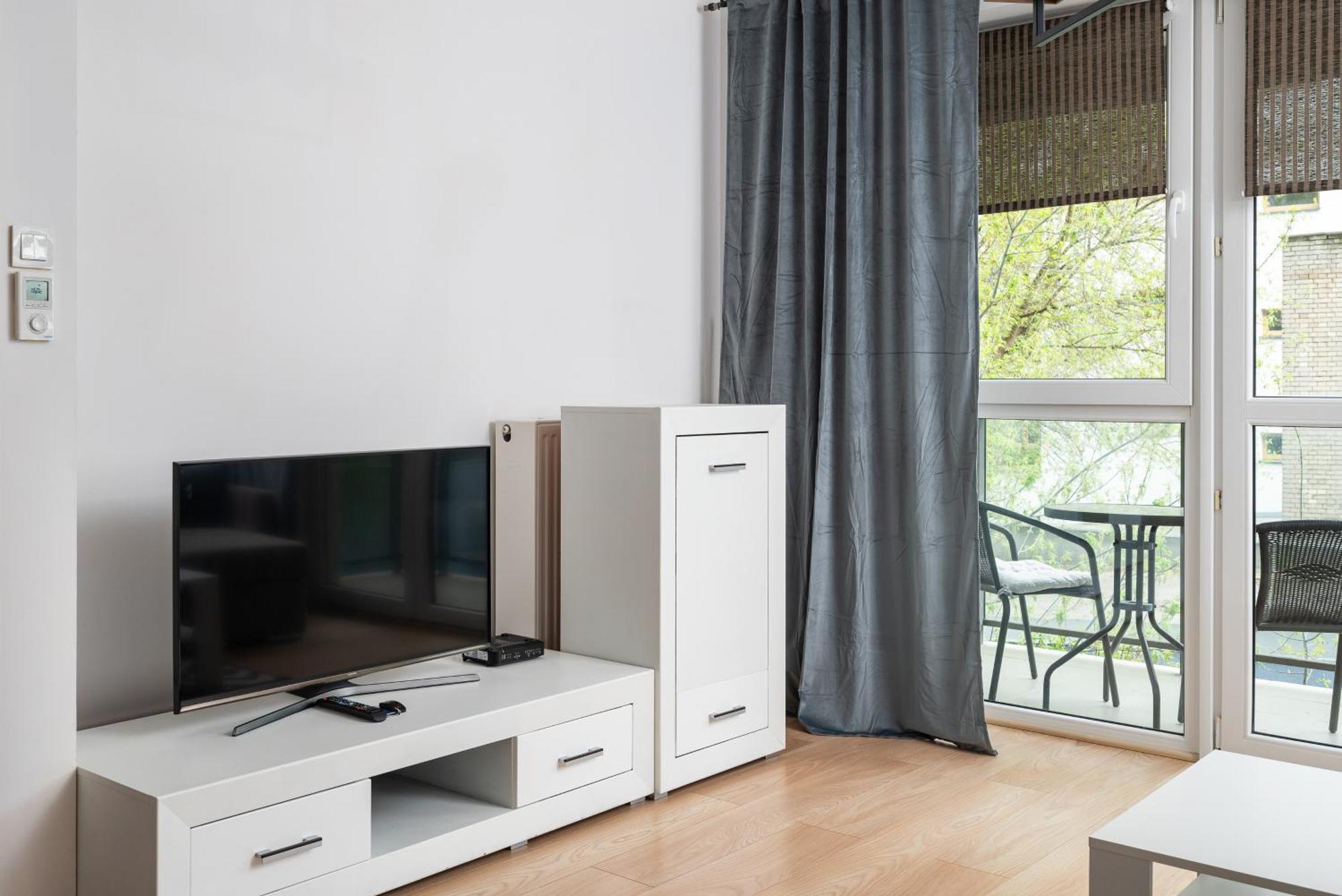Aleja Krakowska Comfy Apartment Варшава Экстерьер фото
